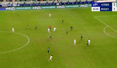 得分  无效！海牛门前两连击发  入一球，马宁经VAR确认判决  越位违例  在先