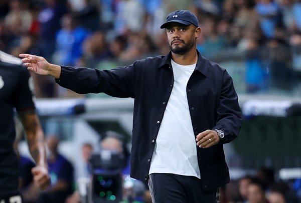 孔帕尼:我一点都不关注这些11连胜,希望再赢接下来的11场赛事